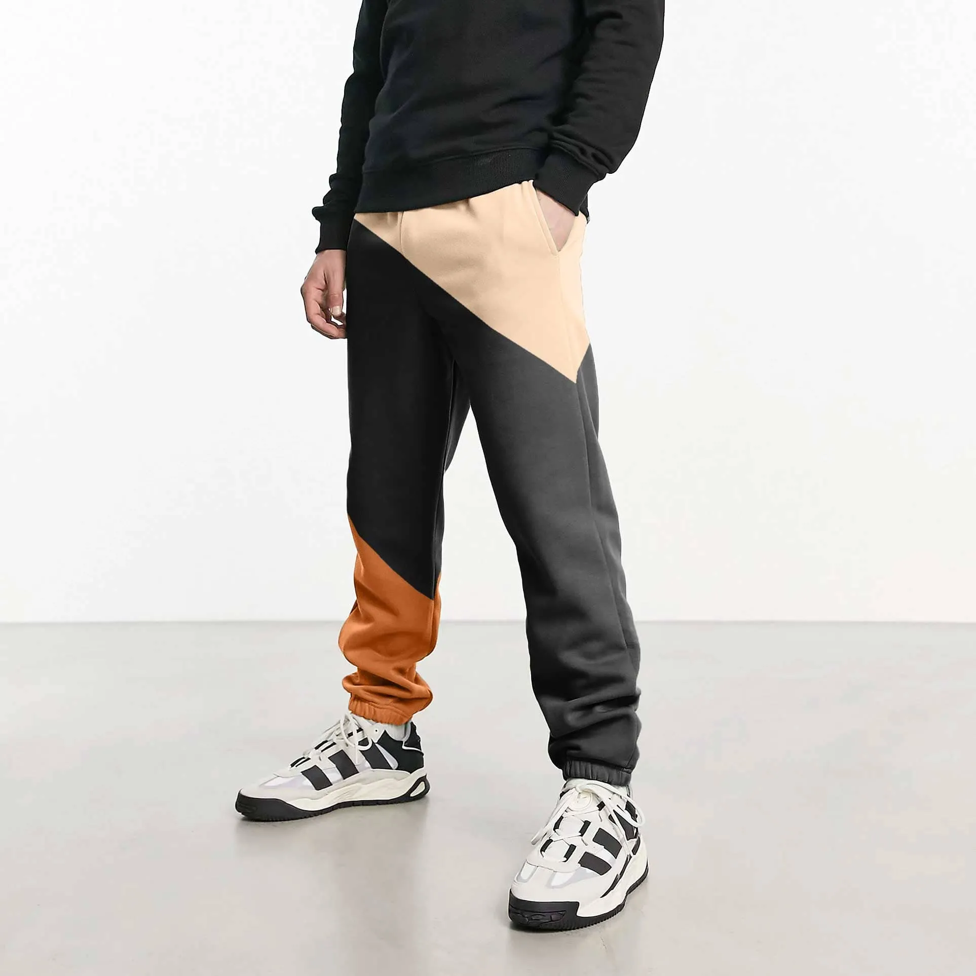 MAX 21 Men's Contrast Design Betim Sweat Pants