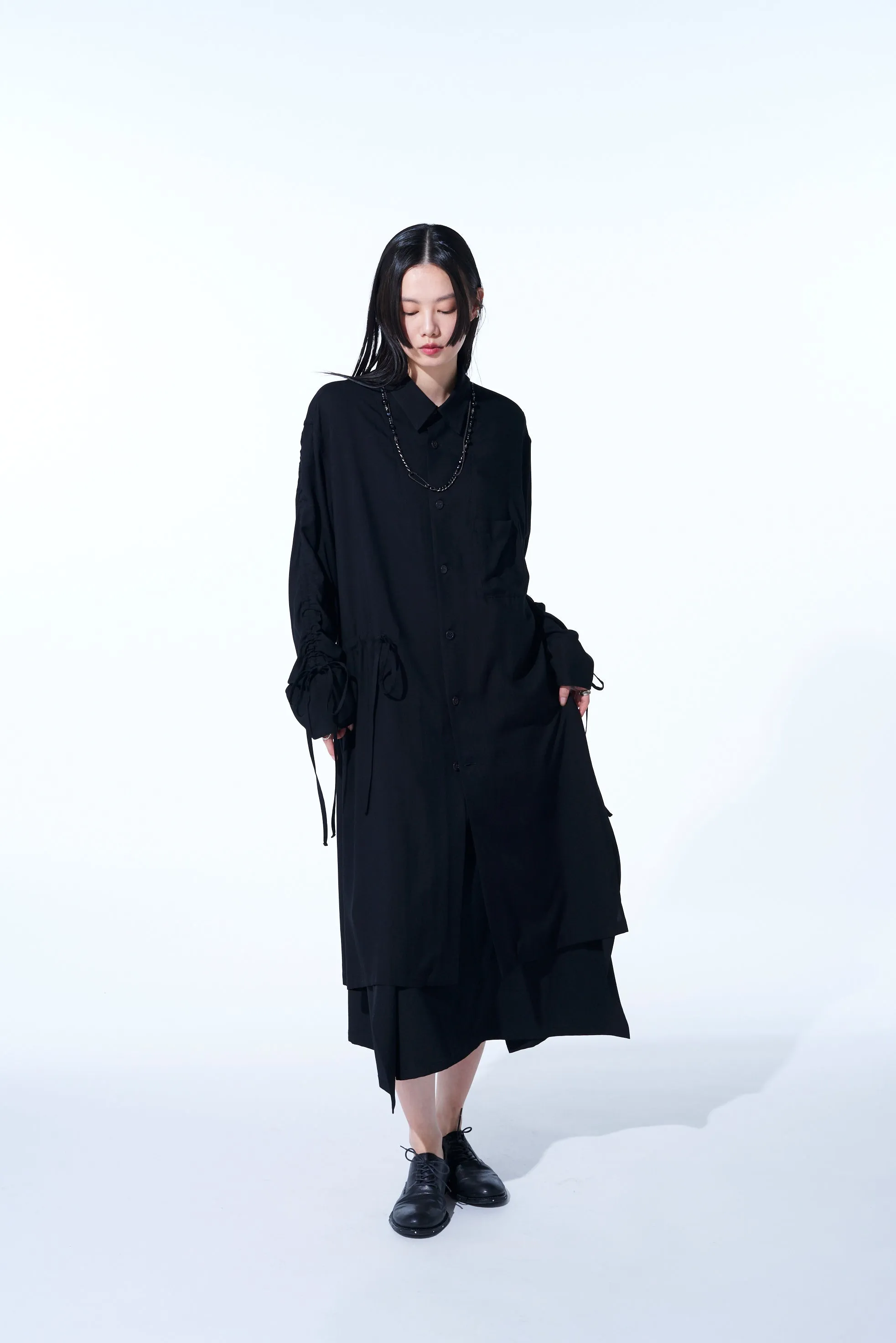 RAYON WASHER TWILL OVERSIZED LONG SHIRT WITH GATHERED STRINGS